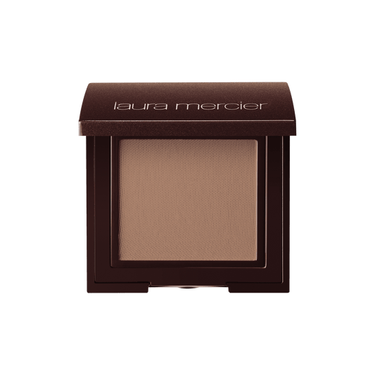 Laura Mercier Matte Eye Shadow – rich, smooth matte eyeshadow for a long-lasting, blendable finish